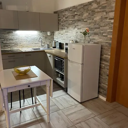 Adam & Eva Apartamento