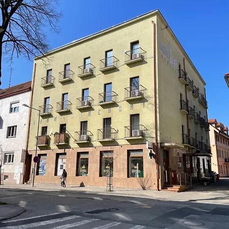 Apartamento Adam & Eva Piest'any